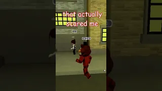 JUMPSCARING people in DA HOOD (ROBLOX)