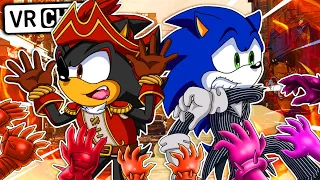 SONIC & SHADOW ARE TRAPPED IN A ZOMBOT ZONE?! (VR Chat) Halloween Special! 🎃