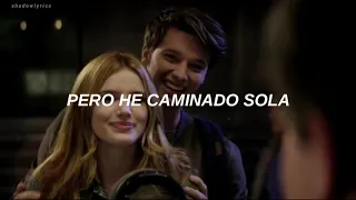 Bella Thorne; Walk With Me (Traducida al español)