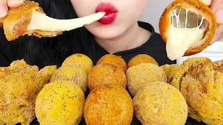 ASMR CHEESE BALLS, FRIED CHICKEN 뿌링클 치즈볼, 치킨 먹방 NO TALKING EATING SOUNDS MUKBANG KOREAN