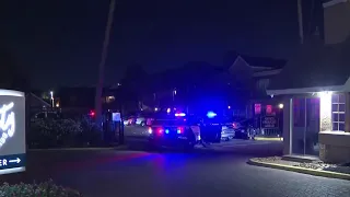 1 man killed, another man injured in shooting during possible carjacking at SW Houston apartment...