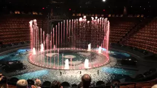 Le Reve-The Dream. Water Jet Effects with work lights on.