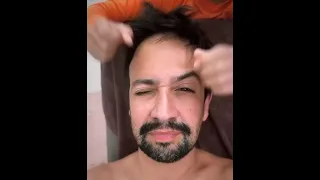 Sebastian Miranda playing with Lin-Manuel’s face #linmanuelmiranda