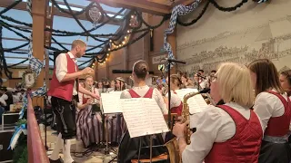 Münchner/Munich Oktoberfest 2023 / Musikkapelle Benningen - Golden Swing Time