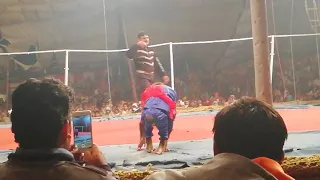 Lucky Irani Circus 12