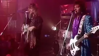 Bon Jovi - You Give Love A Bad Name (Live Video)