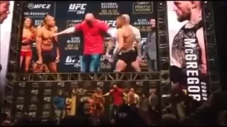 UFC 194 Weigh In  Jose Aldo -Conor McGregor