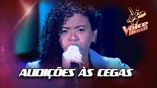 Amanda de Paula canta 'Poema' nas Audições às Cegas – The Voice Brasil | 11ª Temporada