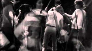 Grateful Dead - Not Fade Away - 12/31/1977 - Winterland (Official)