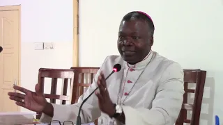 Questions réponses  entre les prêtres de plus 20 ans de sacerdoce et Mgr l'archevêque de Brazzaville