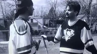 Clerks "Rooftop Hockey Game"