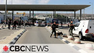 2 Palestinian gunmen killed after shooting dead 1 motorist at Israeli checkpoint, police say