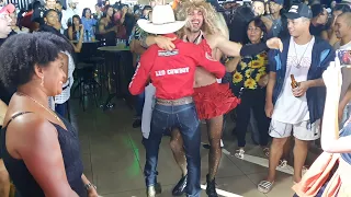 SEGURA PEÃO 🤣 CAWBOY ATACA NO FORRÓ.  TELEBAR DF