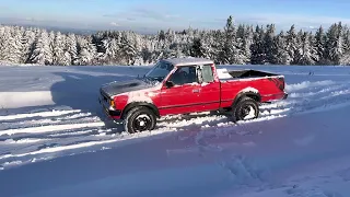 Restored 1986 Nissan ST 720 4x4 Truck With The Rare Z24I Electro Injection system Fun in The Snow!