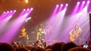 Steel Panther - Community property (Bagpipe Style) - Live in Edinburgh 09 November 2012