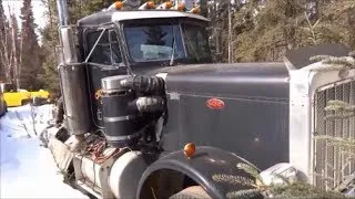 The Ecstasy of Iron / Old semi trucks