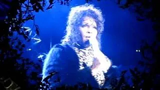 Whitney Houston (live Milano) - Saving all my love for you.avi