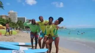 4 Join A Group Surf Lesson With "Maui" Zack