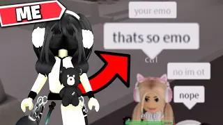 I became an EMO GIRL in ROBLOX DA HOOD and GOT BULLIED...