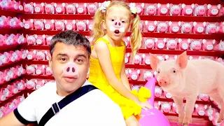 Nastya and Dad Pretend to play in the Selfie Museum for Kids