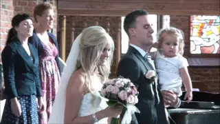 Groom surprises bride with singing at wedding
