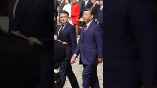 Xi Urges Macron to Help China Avoid a ‘New Cold War’