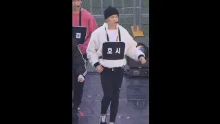 181020 세븐틴 (SEVENTEEN) Oh My(어쩌나) 사복리허설(Rehearsal) [호시] Hoshi 직캠 Fancam (부산 원아시아 페스티벌) by Mera