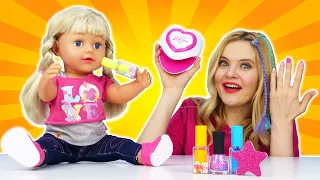 Школа стилиста сборник видео для девочек - Красим ногти Беби Бон и делаем спа процедуры для Барби!
