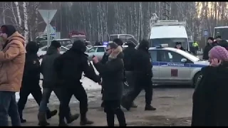 Задержания в Первомайском на пикете