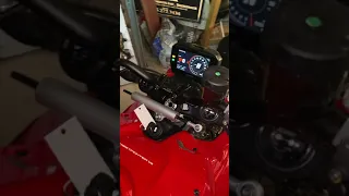 @luca.s.barca starting the Streetfighter V4 after he installed the Zard Exhaust