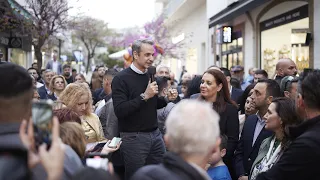 Χαιρετισμός Κυριάκου Μητσοτάκη σε συγκέντρωση πολιτών στη Ρόδο