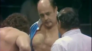 Verne Gagne vs. Billy Robinson - IWE 11/20/1974