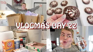 DAY IN MY LIFE + BAKING CHRISTMAS COOKIES | VLOGMAS DAY 22