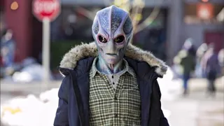 Resident Alien S01E01 Pilot Promotional Photos