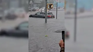 Intensas lluvias en Nueva York provocan graves inundaciones en distintas partes de la ciudad