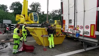 A6 BAB6 Tödlicher Lkw Unfall kurz vor dem Walldorfer Kreuz - Bergung - Schlechte Rettungsgasse