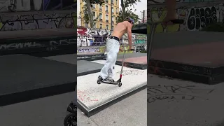 Skatepark of Perrache in Lyon #trottinettefreestyle  #decathlon #scootering