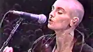 Nothing Compares 2 U - Sinead O'Connor [Best live performance!]