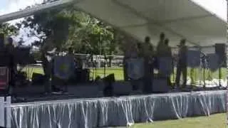 Aussie Soldiers Sing Adele: "Rolling in the Deep" in Townsville