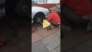 DVLA wheel clamp