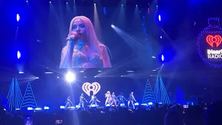 Ava Max - Kings & Queens (Live at iHeartRadio Jingle Ball Miami 2022)