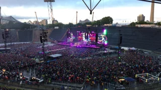 06 Coldplay - Paradise (Live @ Olympiastadion - München / Munich - 06.06.2017)