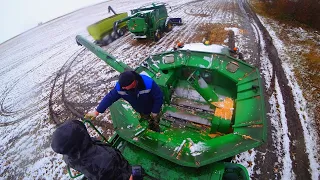 Снег, дождь, туман - но молотите кукурузу как хотите, но John Deere S670i не смог...