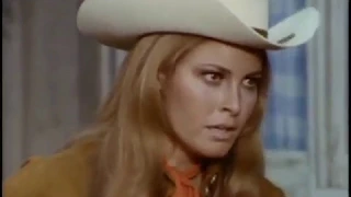 Raquel Welch & Bob Hope Sing and Act Out Rocky Raccoon