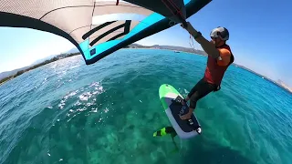 Wing foil,  impariamo il Pumping con vento leggero. Spot S. Teodoro, "La Cinta" SARDEGNA.