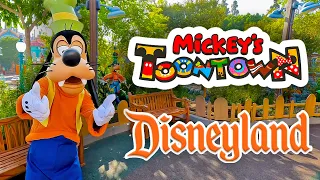 Meeting Disney Friends at Mickey's Toontown - Walkthrough & Rides [4K POV]