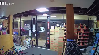 SMASH AND GRAB! Bike Shop Burglary April 16 2022 1:45AM