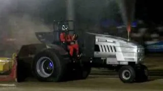 Tractor Squalo in race