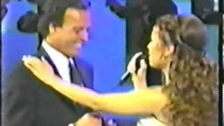 Thalia Y Julio Iglesias-Solamente Una Vez (En Vivo-Siempre En Domingo).