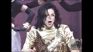 🤣 '93 Michael Jackson performs "Remember the Time" in Chair due to Sprained Ankle HD1080i